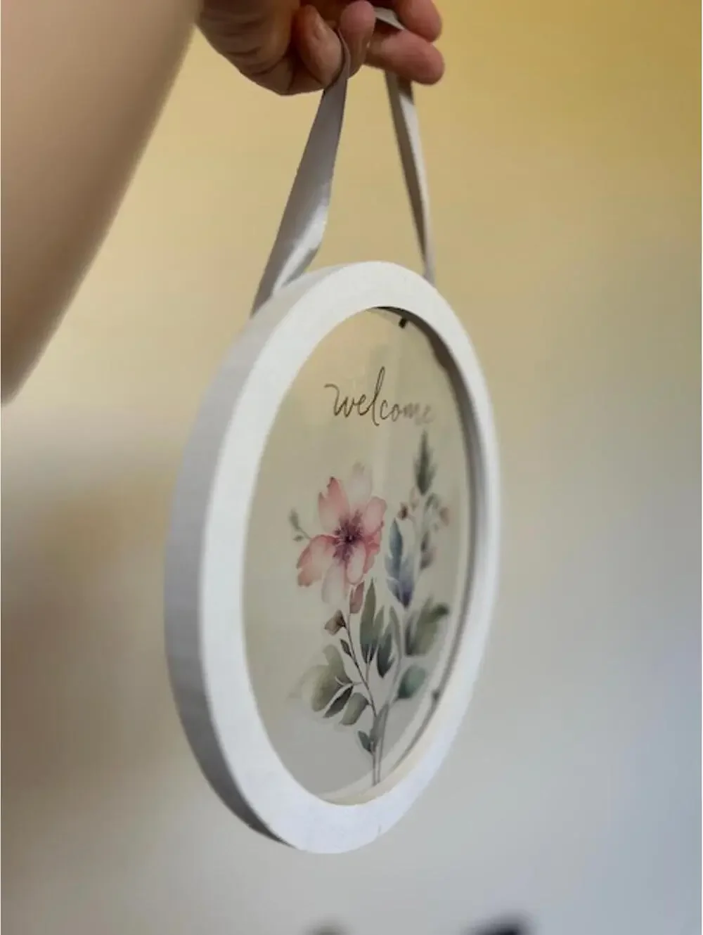 Round Hanging Welcome Sign with Floral Design